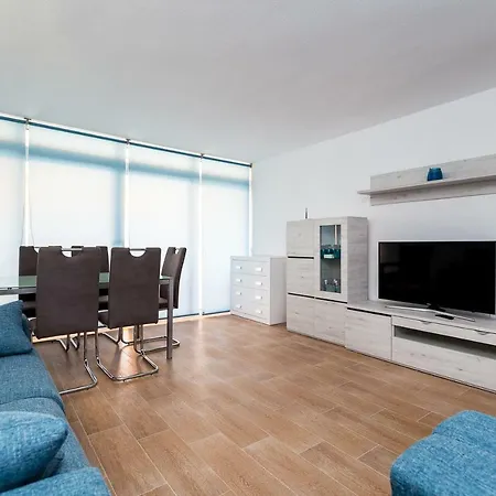 Palmeras 10a Διαμέρισμα